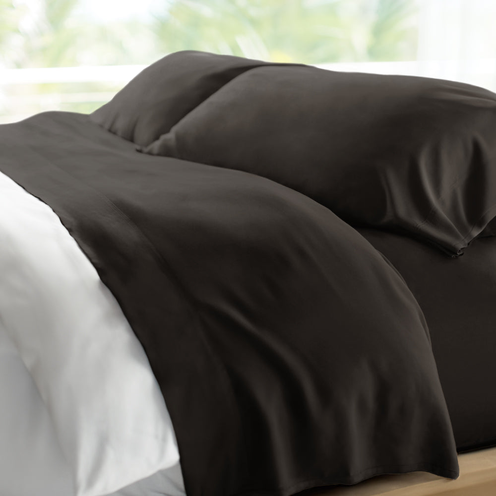 Retreat Bamboo Sheets — Black Sand / King