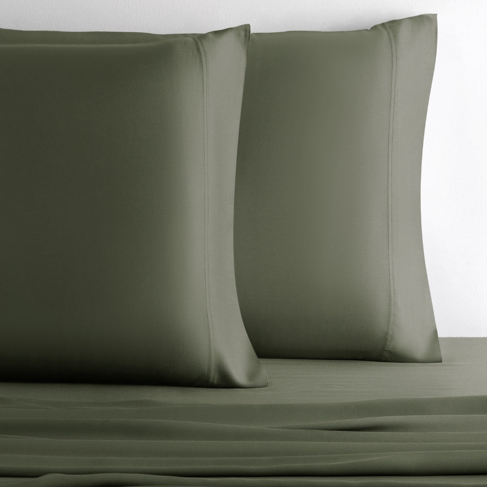 Retreat Bamboo Pillowcase Set — Oasis Green / Standard