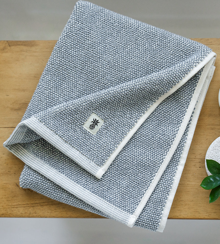 Bamboo Two-Tone Bath Towel — Laguna Blue