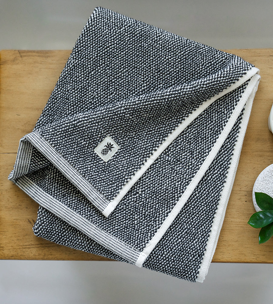 Bamboo Two-Tone Bath Towel — Black Sand