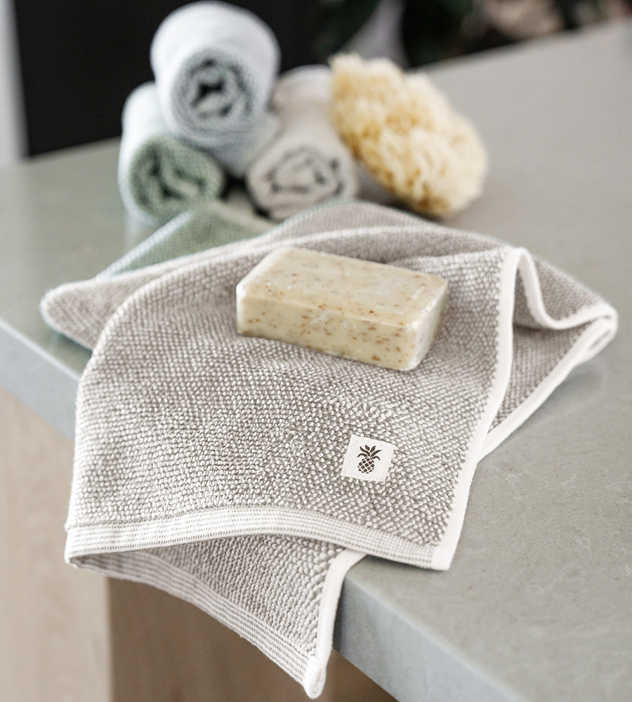 Bamboo Two-Tone Hand Towel — Coastal Gray