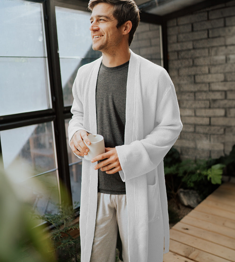 Men's Bamboo Waffle Knit Robe — White / S/M