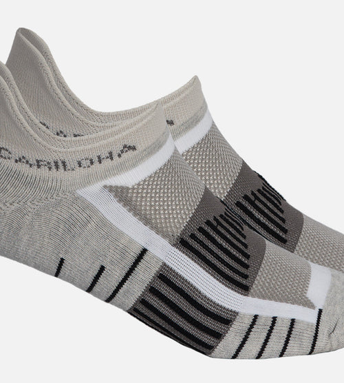 close-up on Light Heather Gray/ White tab athletic socks