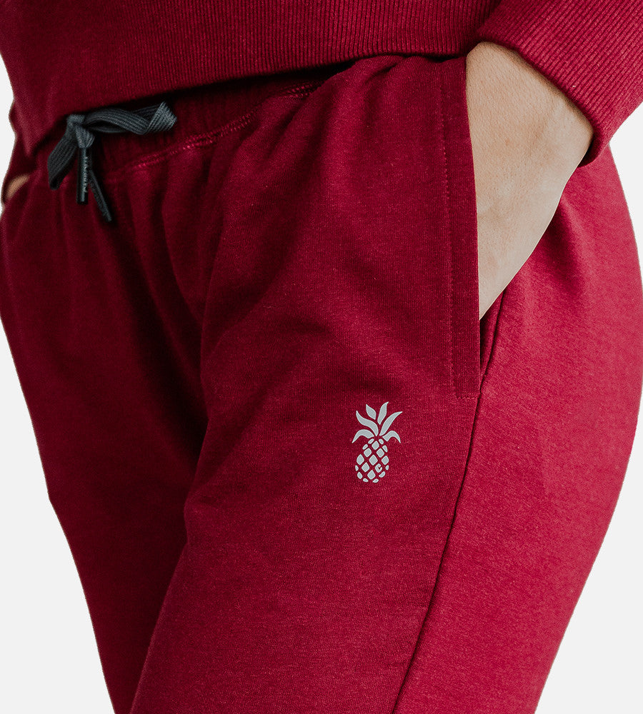 close-up on pockets on Pomegranate joggers