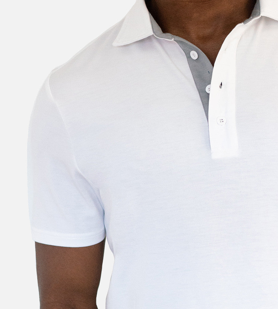 close-up on collar~White
